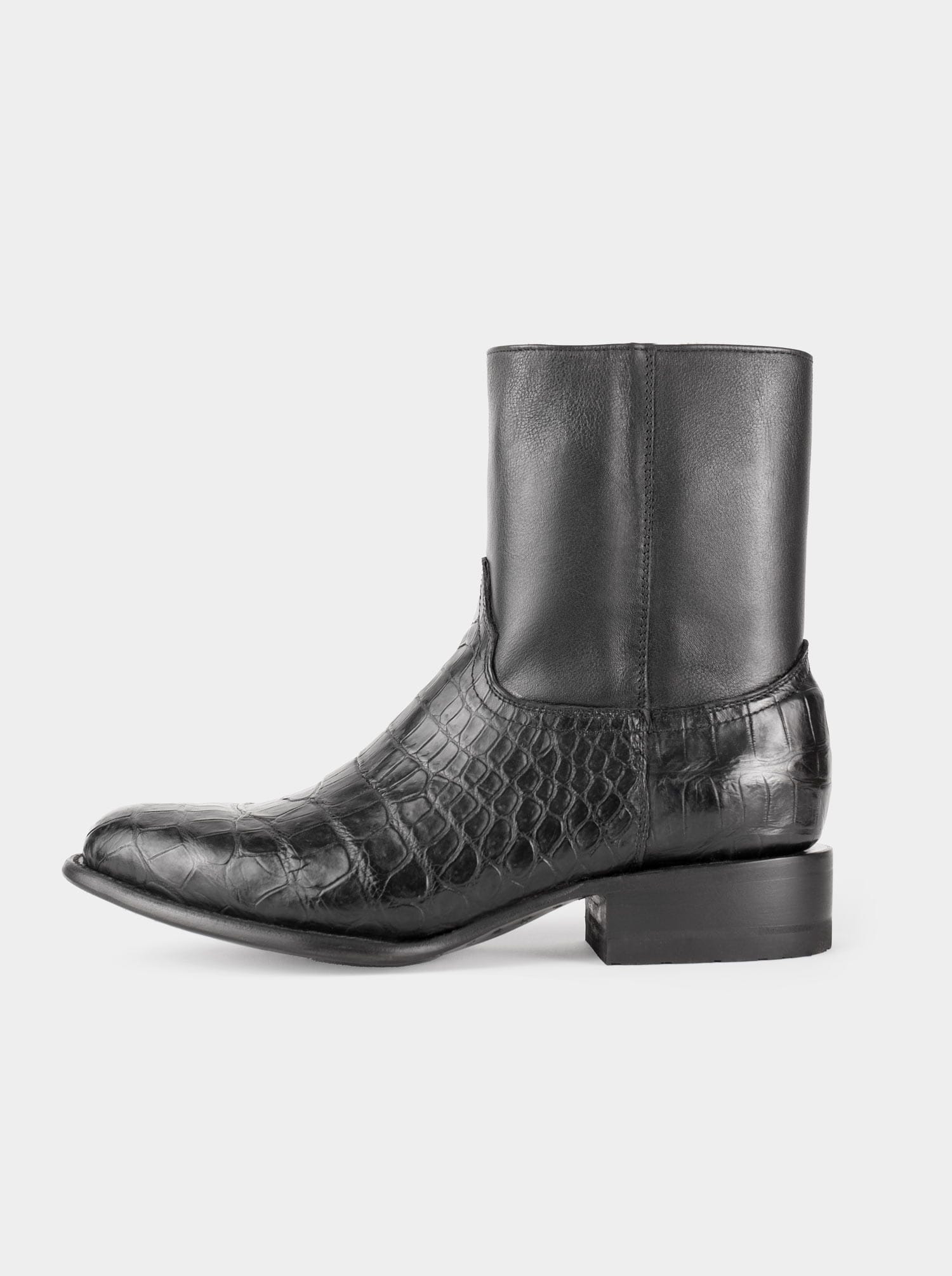 Montana Black Zippered Cowboy Bootie Style 11200 (copia) (copia) (copia)